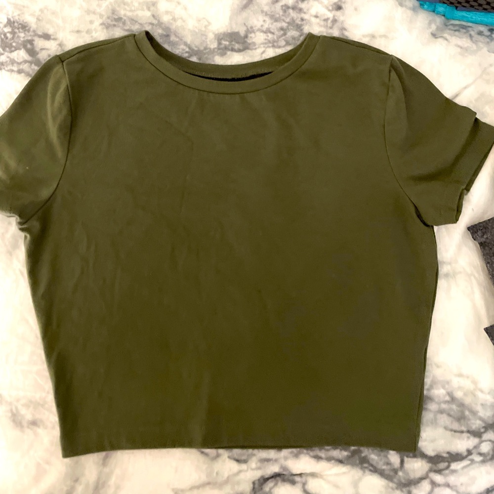 Crop top